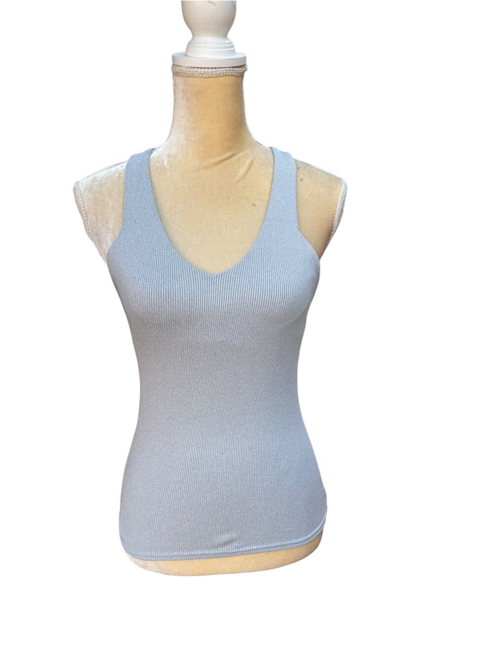 Alo Yoga Elevate Tank Size Small Rib Knit Criss Cross Back Dove Grey Heather
